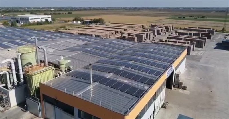 14. fotovoltaico Azienda